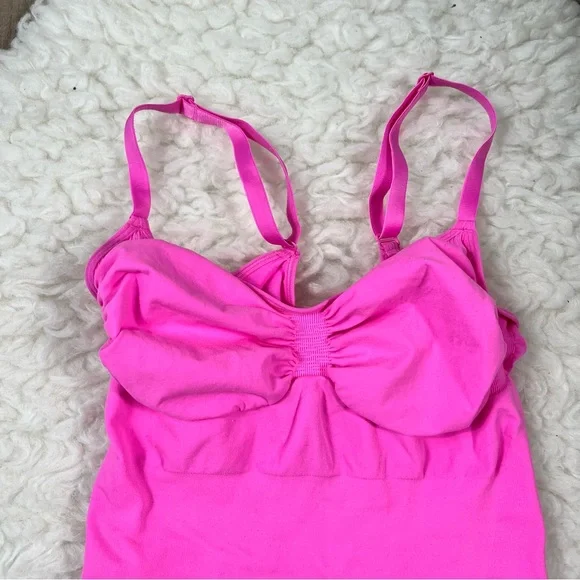 NEW Skims seamless sculpt brief bodysuit - Picture 3 of 11